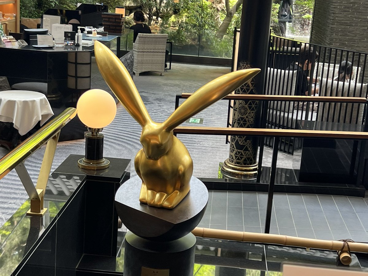 リスクが大きくなる前に芽を摘んで余裕を持ったポジションを取り、必要ならば損切りポジションを縮小し管理出来る範囲でプロジェクトを進める。過去の実績に捉われて過信し過ぎず定期的な評価、遂行できるか見極める。自分に出来ることには限界があるので余裕がなくなって壊れないように留意。（備忘）