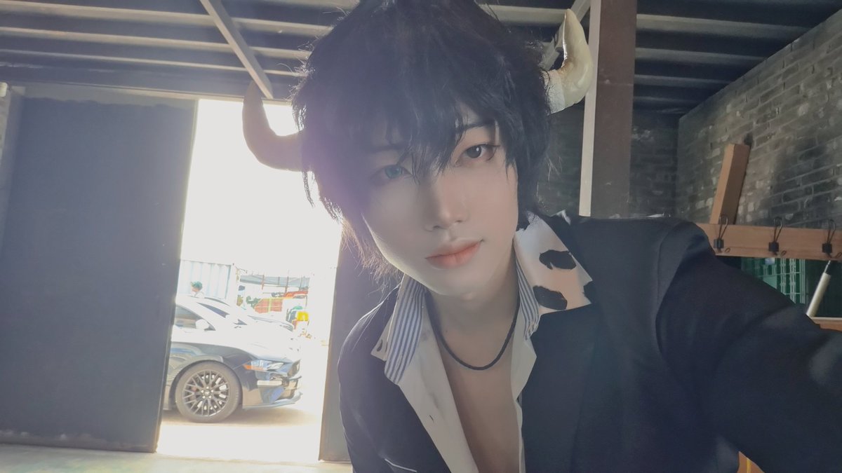 Rooh 로오 tweet media