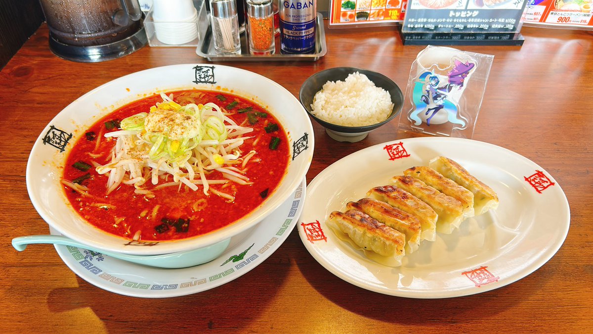 ペコトソルト-ζ*'ヮ')ζ＜……。👯‍♀️🍙⚒️🎹✨ tweet media