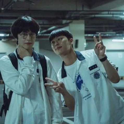 𝓫𝐨𝐲, 𝑦ou're gonna 𝑐𝑎𝑟𝑟𝑦 that 𝐰𝐞𝐢𝐠𝐡𝐭 tweet media