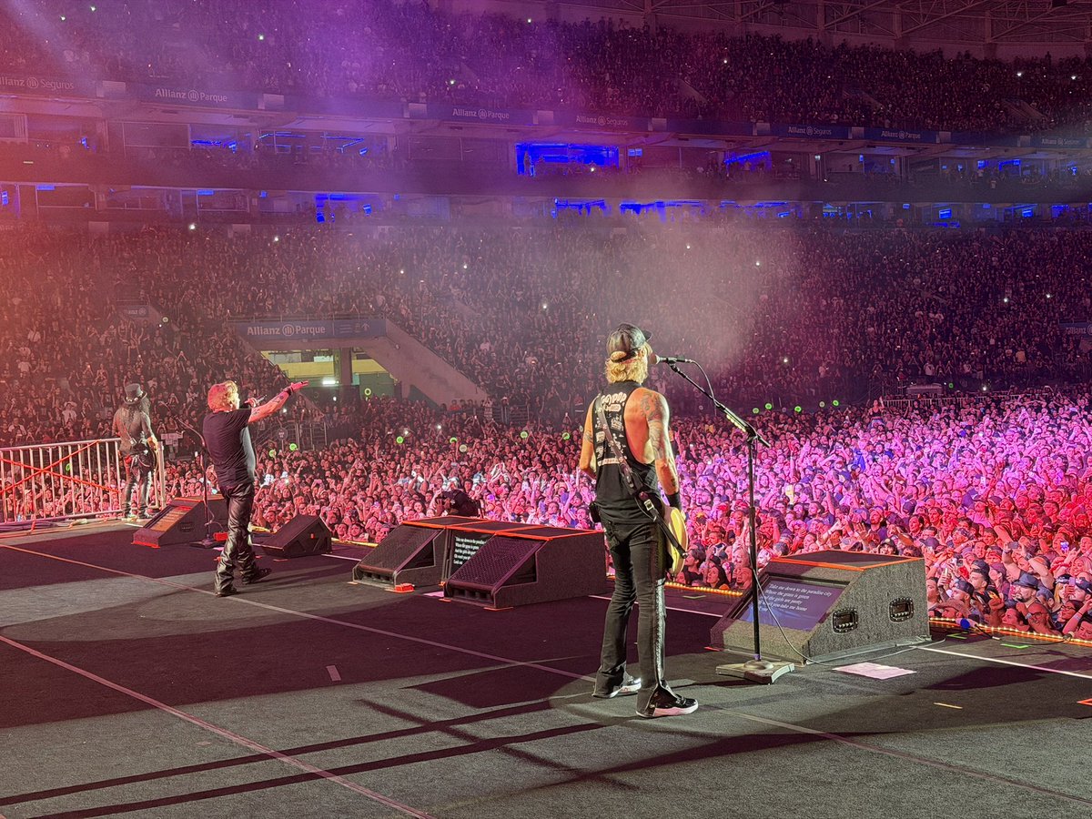 del james tweet media