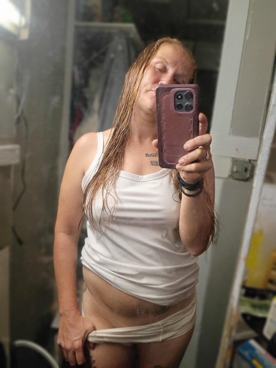 SweetSweetMandy tweet media