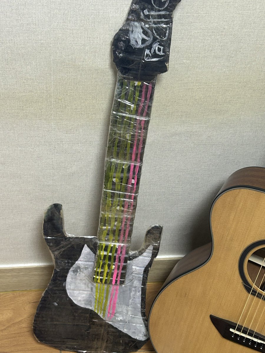 causeyourcheeksblushed tweet media