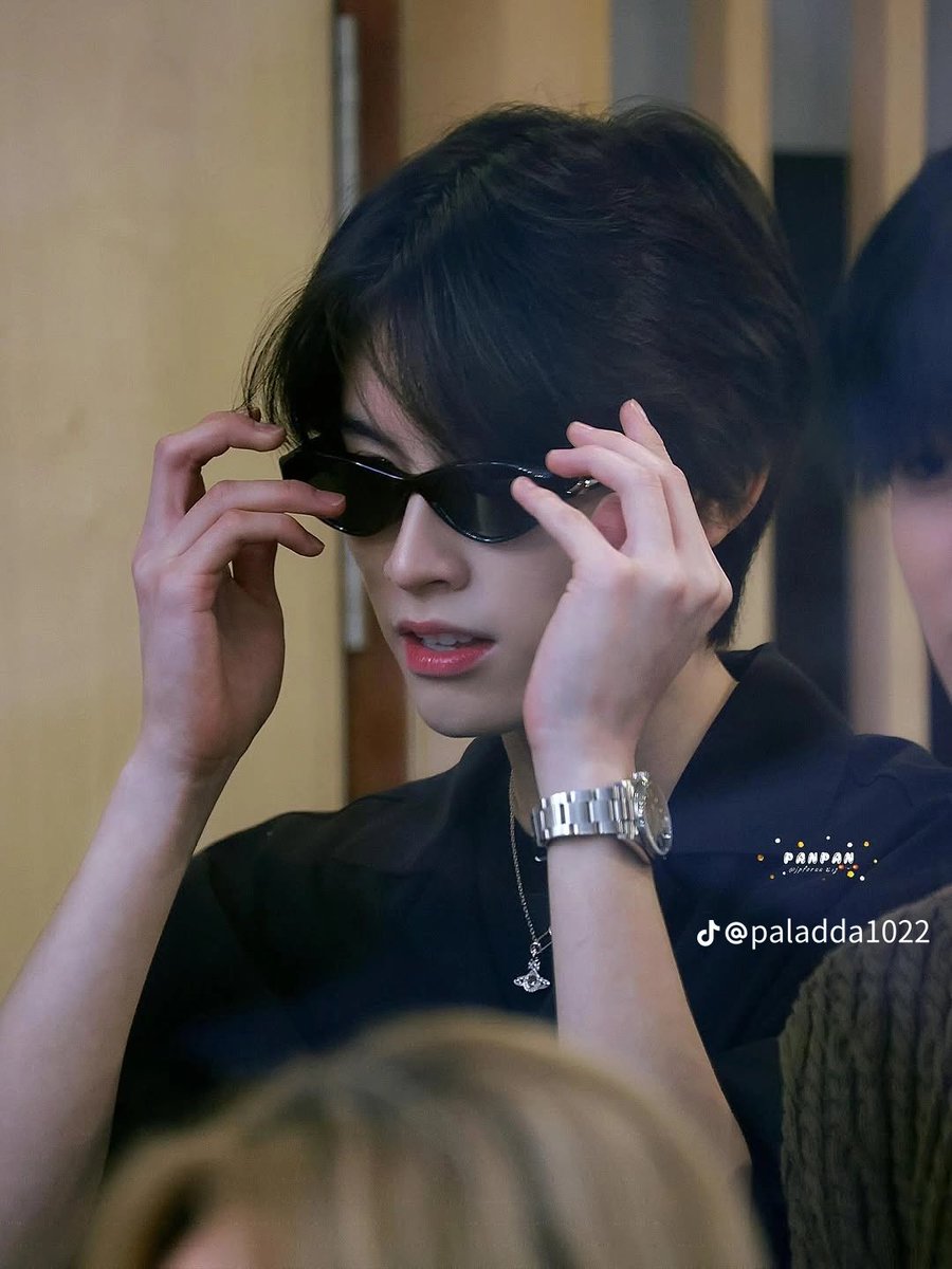 ℭ𝔢𝔩𝔦𝔪𝔦𝔫𝔢 tweet media