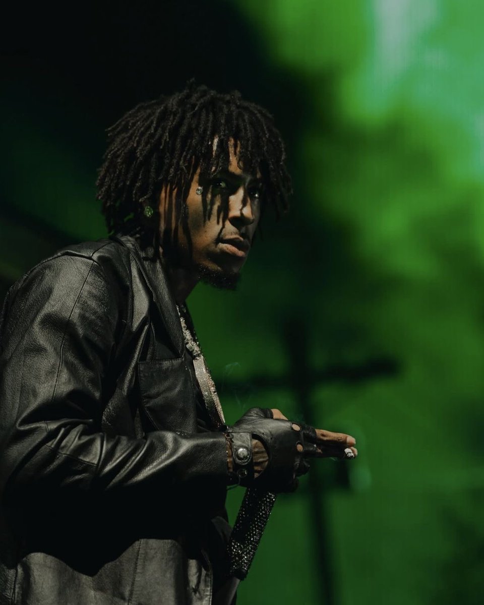 AkzWhoMatter tweet media