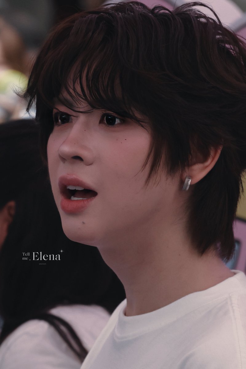 Tell me_Elena tweet media