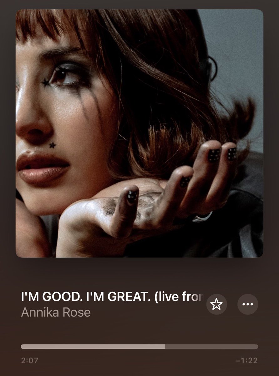 bretoast🍏 tweet media