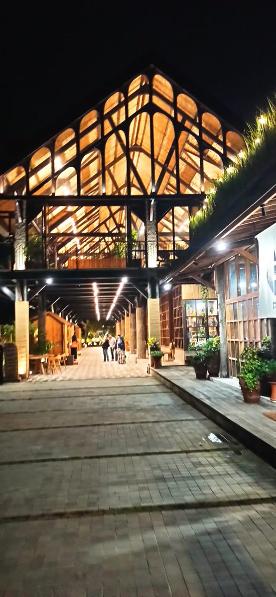 marvelle_danny's tweet photo. Di Yogyakarta ada tempat bagus 
Nama nya : 
Sabin by Seken Living

https://t.co/GUjaYt8eB0

Makanannya enak, mahal murah itu relatif
Waktu makan disana sih merasa murah u tempat seperti itu https://t.co/uDS1Fs7K9a