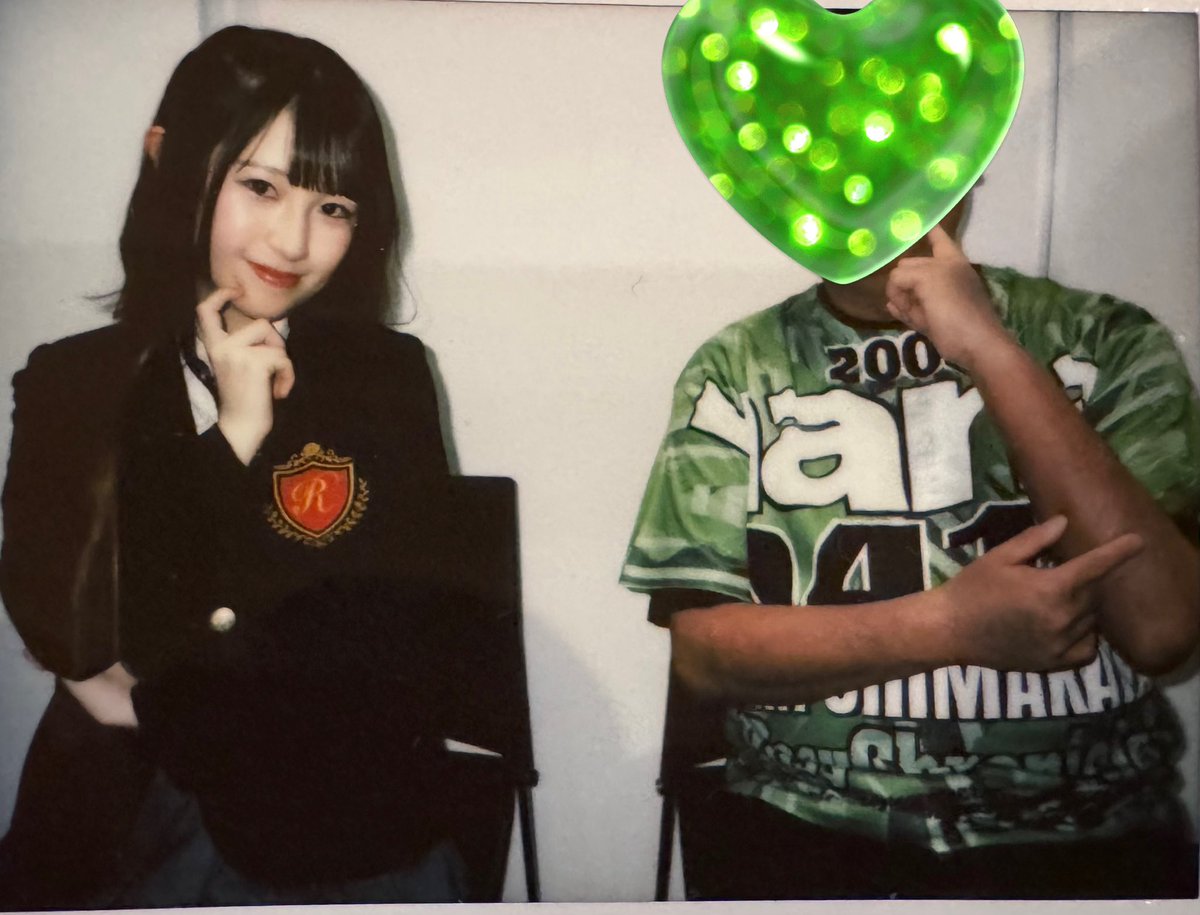 サント tweet media