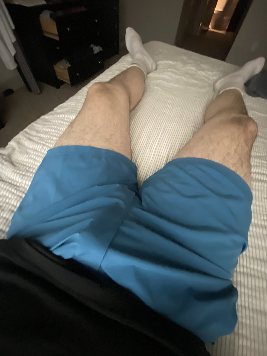 mandogai's tweet photo. #gaysocks #gay #whitesocks #whitenikesocks #thick #bulge https://t.co/7SGAqEUIEV