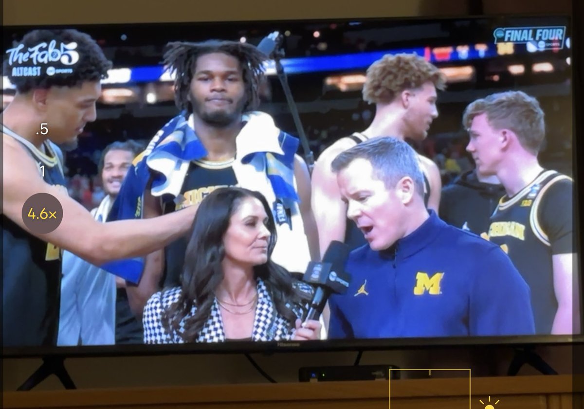 slb7291975's tweet photo. That’s The Look Of A Player Playing For A National Championship Monday Night Bring On The Huskies!!!! One Game Left For All The Glory
#GoBlue #HAIL @umichbball
#MarchMadness #HailToTheVictors
#PlayingForTheNationalChampionship
#WolverinesvsHuskies #OneGameLeft
#MichiganVsUConn