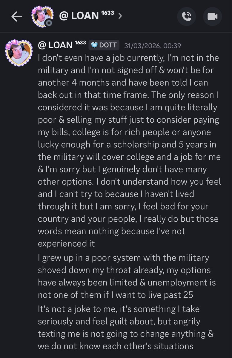 RILEY ☆ tweet media