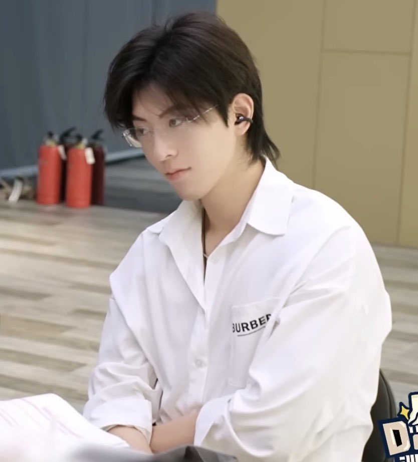 🌻 𝙄'𝙙 𝙡𝙞𝙠𝙚 𝙩𝙤 𝙨𝙖𝙮 𝙩𝙝𝙖𝙩 ... ଳ • :): tweet media