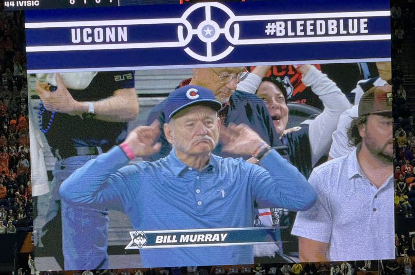 𝘧𝘢𝘳𝘮𝘦𝘳𝘴 𝘰𝘯𝘭𝘺 𝘧𝘢𝘯𝘴 tweet media