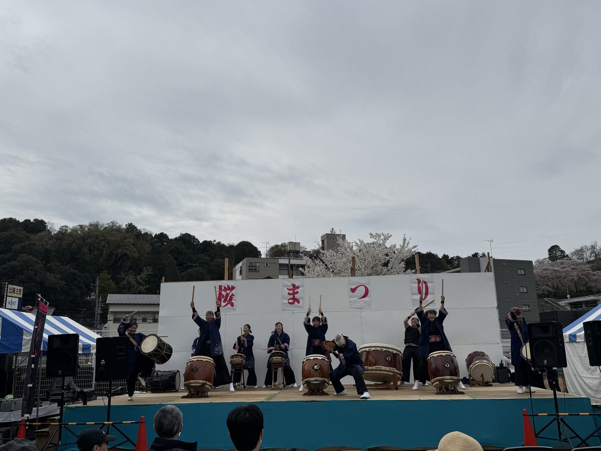 🌸せいせき桜まつり開催中🌸
聖蹟桜ヶ丘駅周辺で　🌸
様々な演目が目白押し🌸
是非遊びに来て下さい🌸