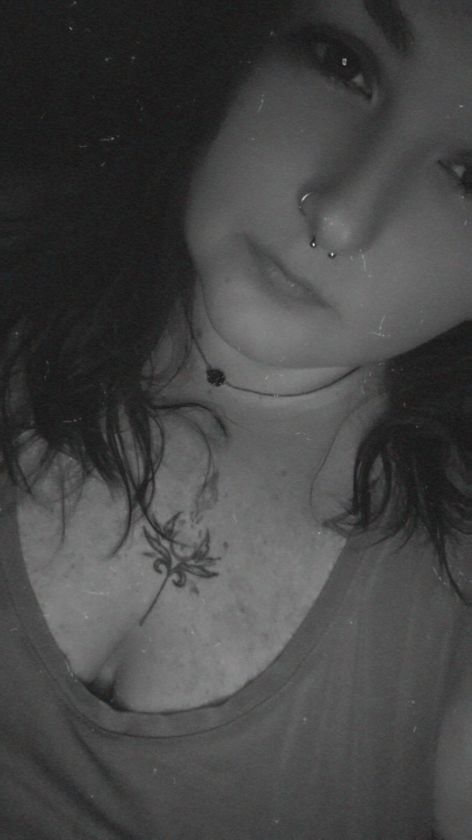 Courtney ✨️🖤🌙 tweet media