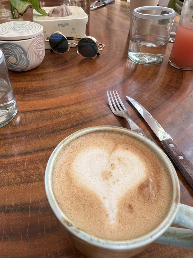 Jimi.tgn tweet media