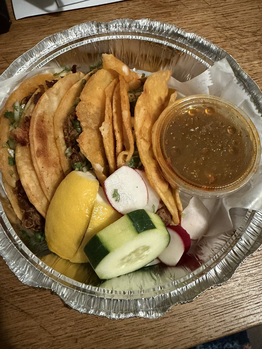 DAY 🕷️ tweet media