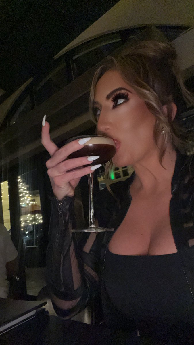 RICHELLE RYAN tweet media