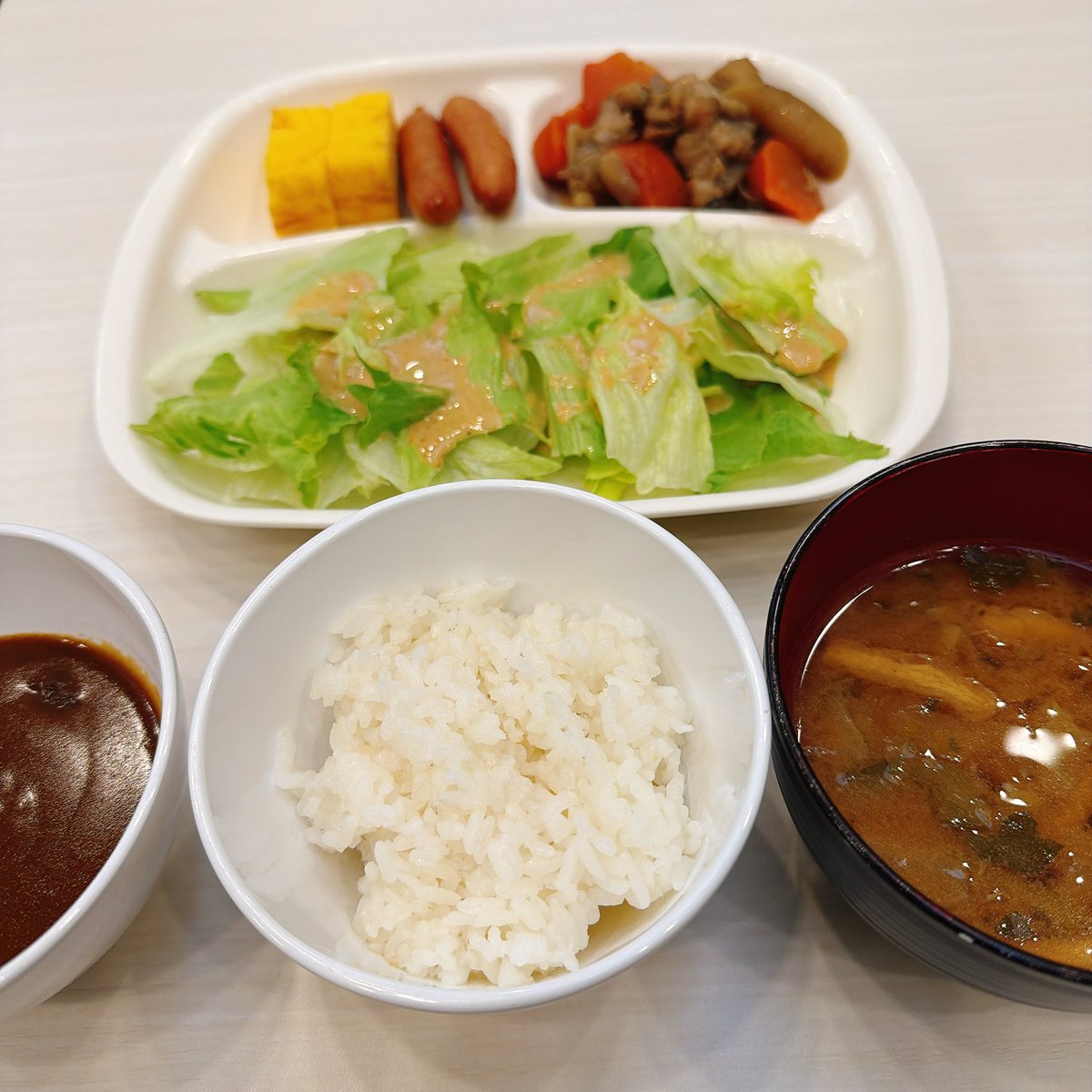 やっしー846 tweet media