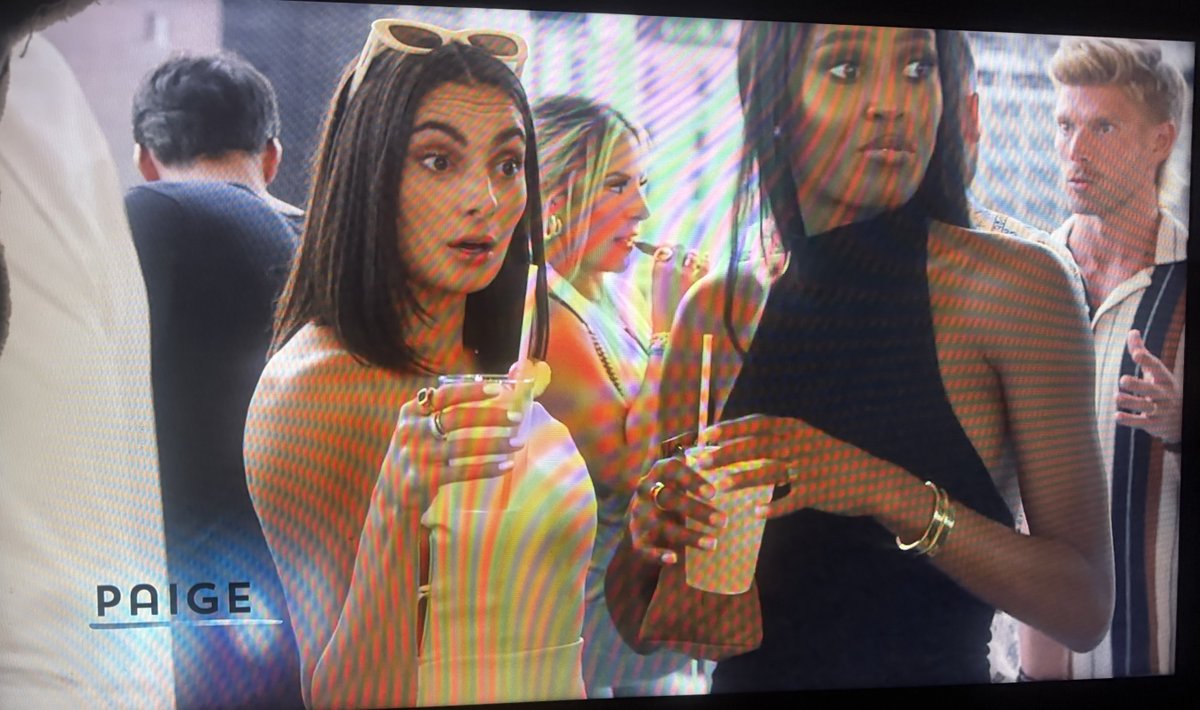 🦋🌈👽♌️ tweet media