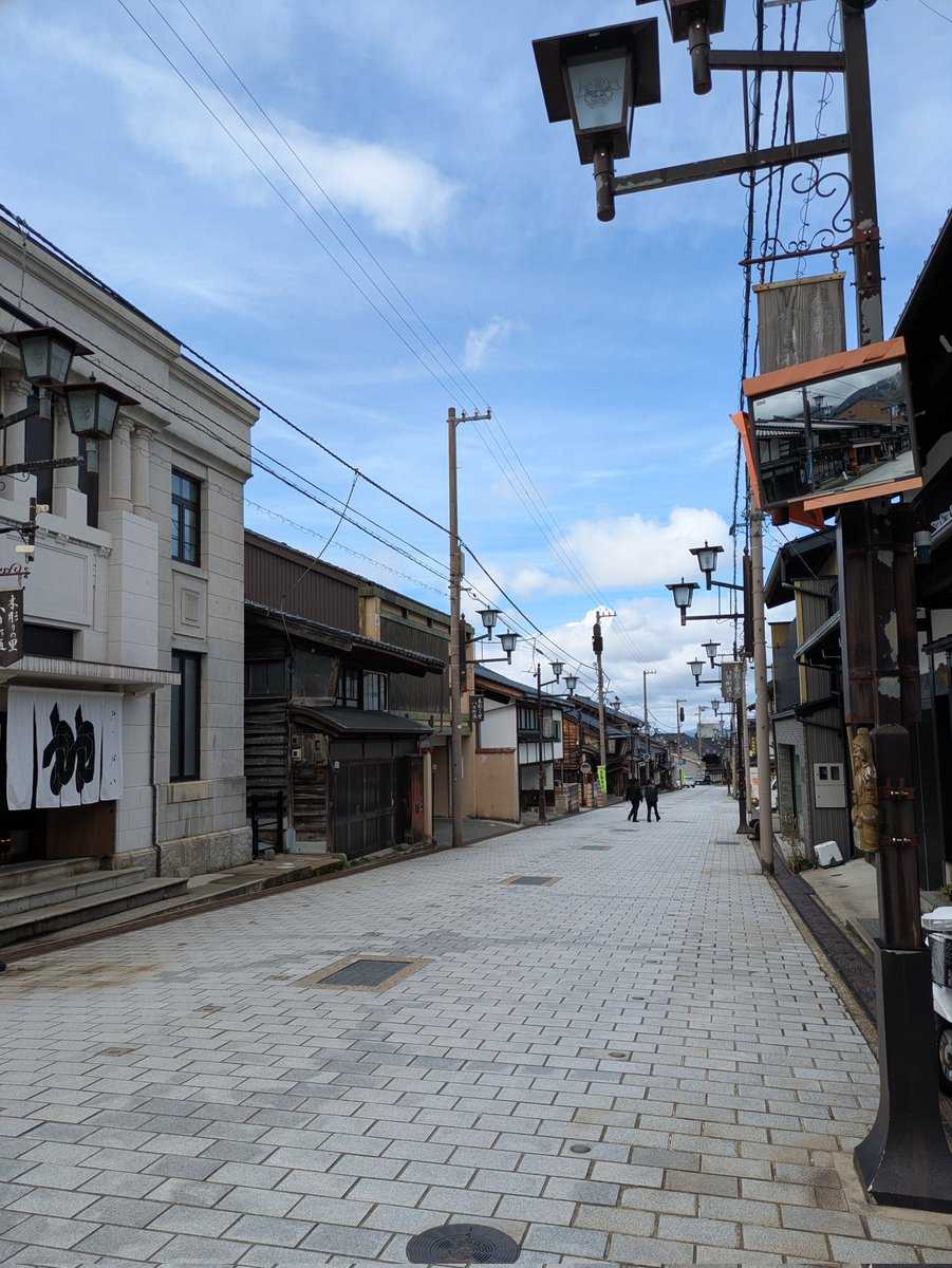 ごろり991 tweet media