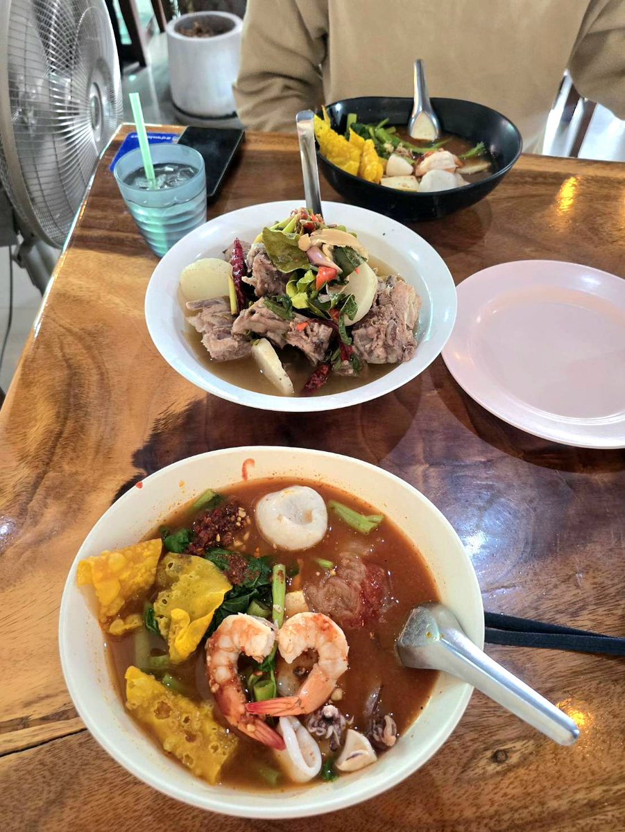 Hunsa หรรษา 🦋 tweet media