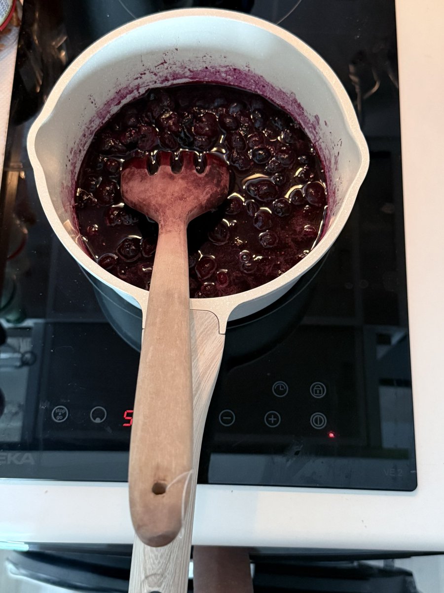 วันวันไม่ต้องทำอะไร tweet media