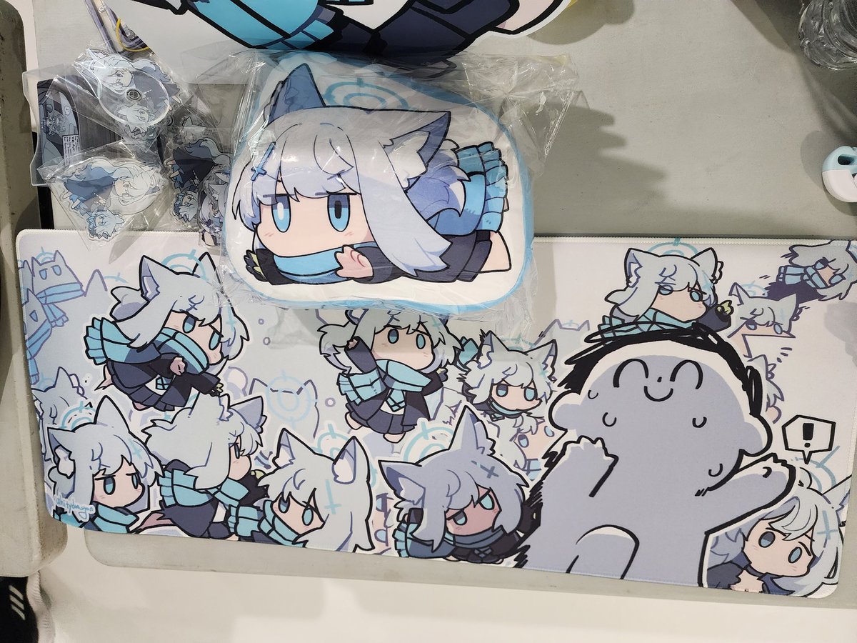 Whitydragon tweet media