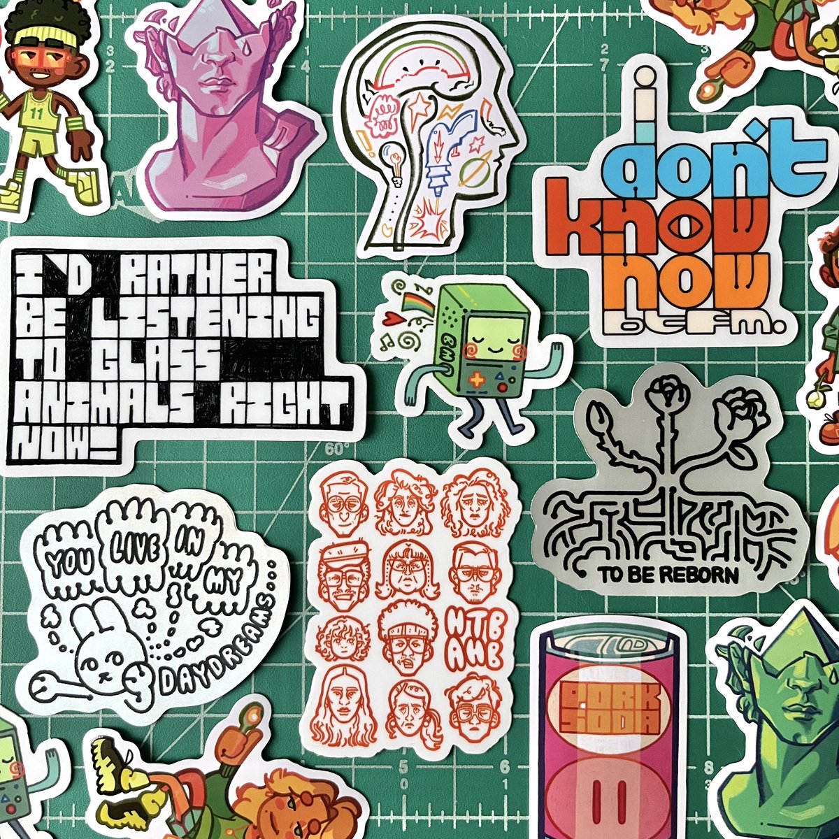 “007”︎ tweet media