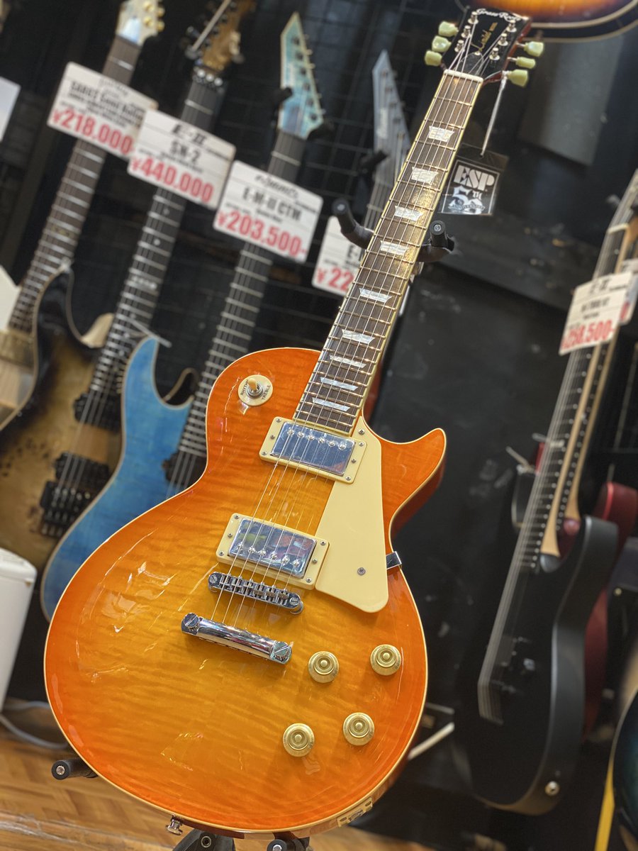 esptechhouse's tweet image. これから軽音部やサークルに入るかもしれない方達に今のうちから布教…

ESPが中国に自社工場を構えて作っているGrass Roots、エントリークラスの中でもかなりオススメです！

#テクハスタッフたがわ
#御茶ノ水 #ESP #ギター #エレキギター