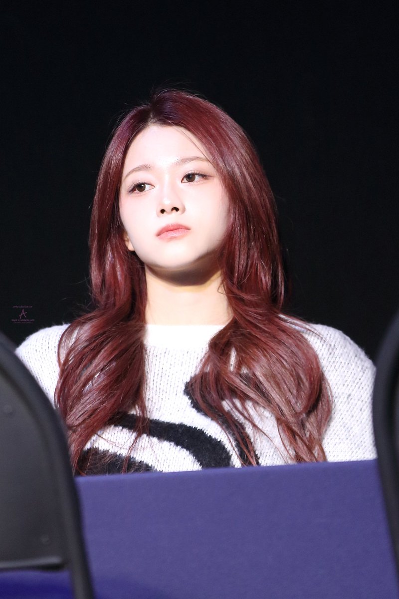 20241208 CLASS:y LOVE XX 인터아시아 팬사인회
원지민 part. 1 (1/3)
#클라씨 #CLASSy #원지민