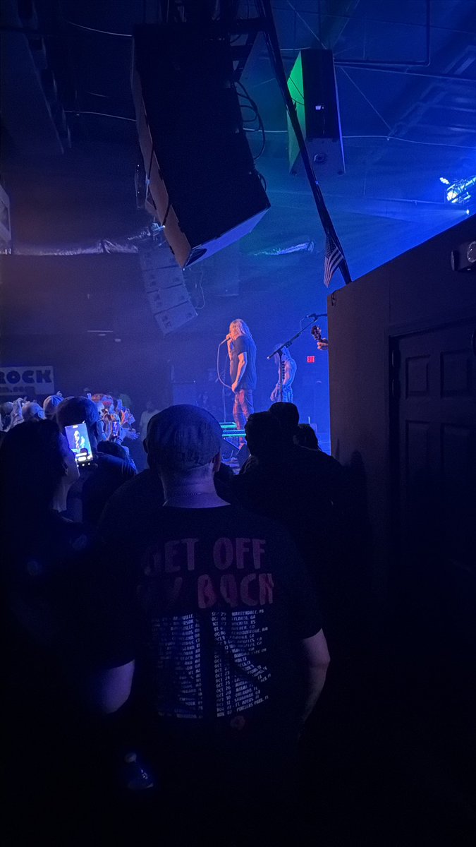 KeithWhitemusic's tweet image. At the Sebastian Bach show tonight at Club LA in Destin Fl My god, props to Sebastian. He is on and hitting all the insane notes!!  Good for him, and he looks great too