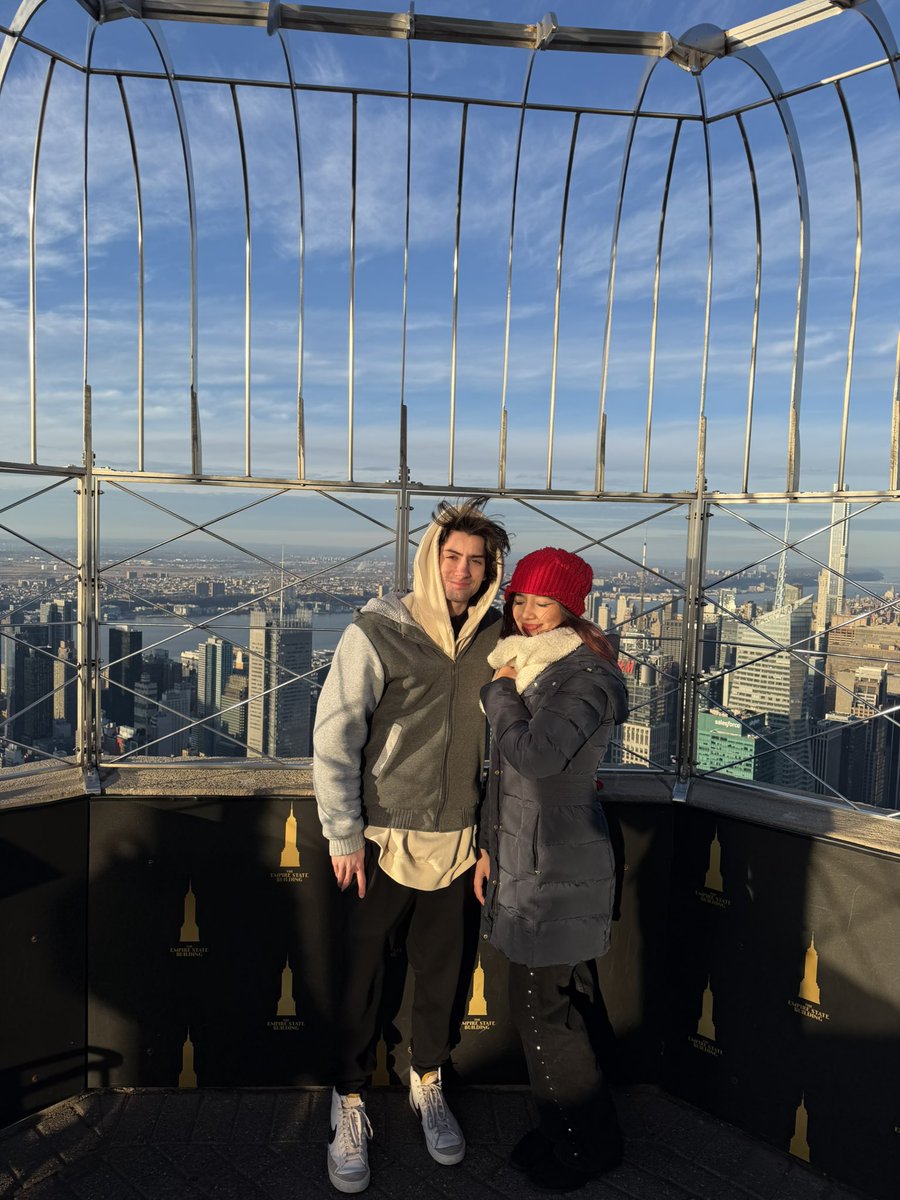 Rena ᗜˬᗜ tweet media