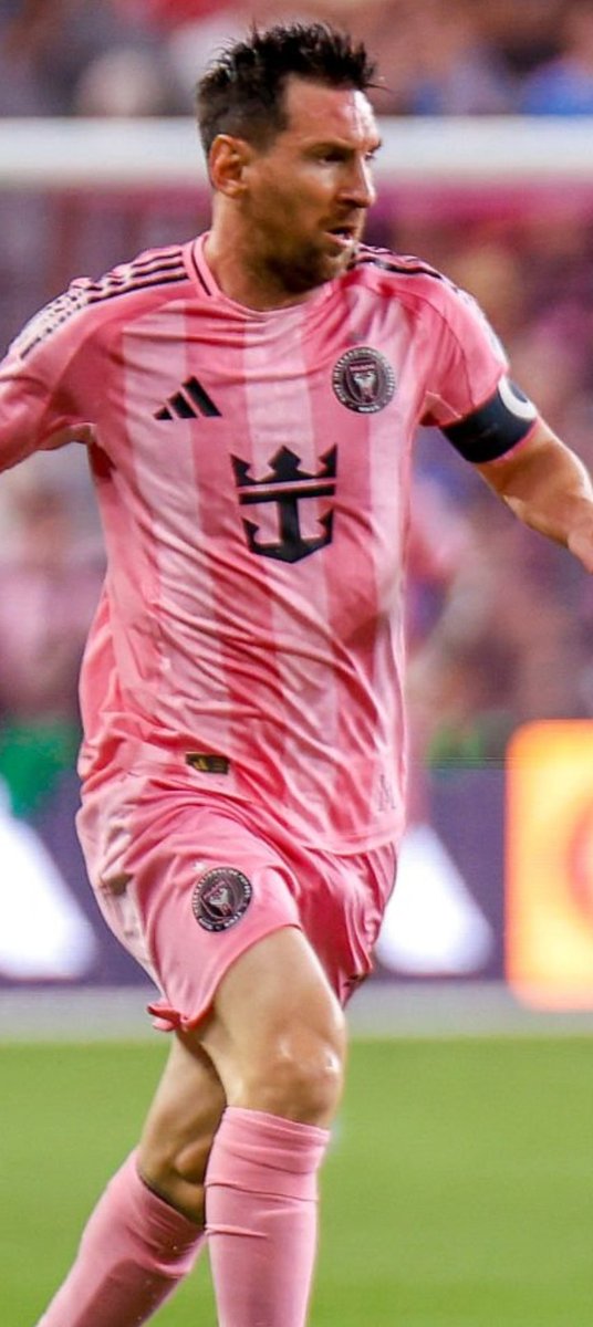 VIRALES DE FAMOSO 🍥 tweet media