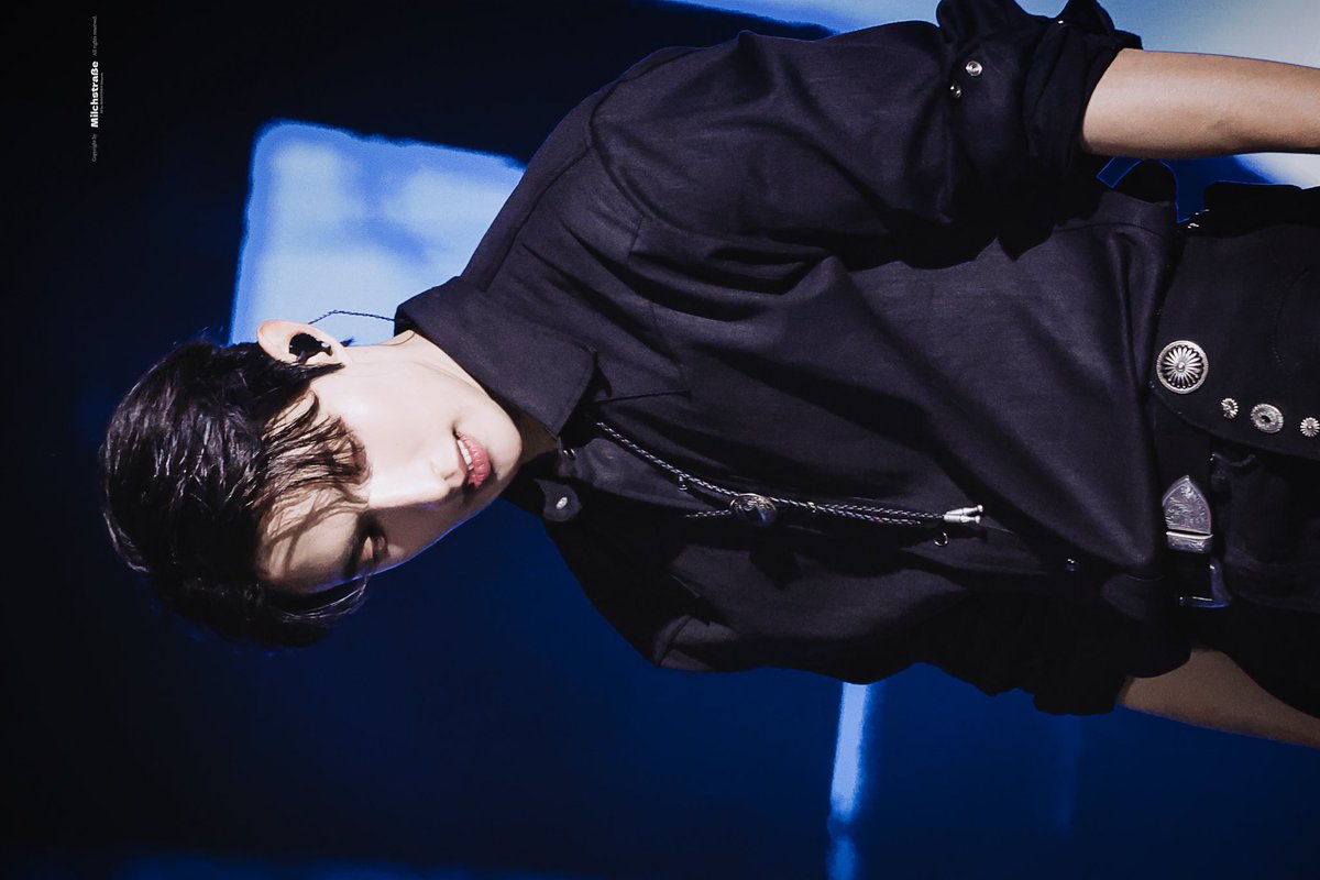 milchstrabe_dk's tweet image. 260404 [NEW_] ENCORE
HD +3P
#세븐틴 #SEVENTEEN #SVT #도겸 #DK #DOKYEOM #李硕珉 #李碩珉