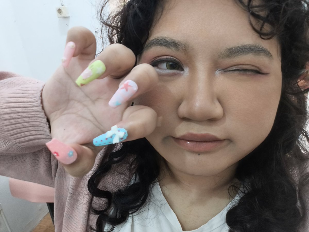 kin 🦖👑 DEAD AND ⛓️♥ tweet media