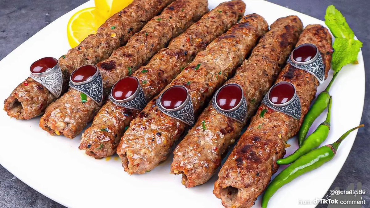 و١حد tweet media