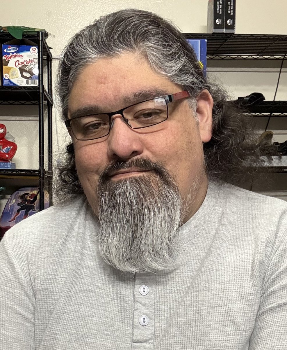 Geeky Castillo 🔞 tweet media