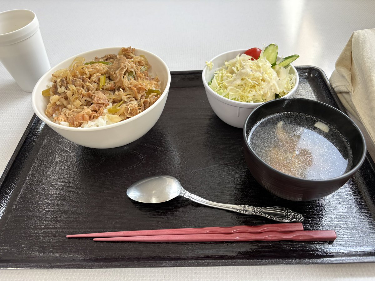 おれおあいす🦇 tweet media