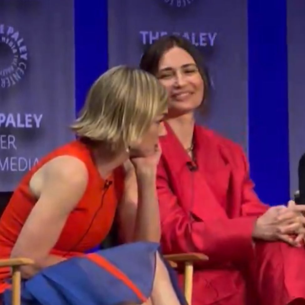 kat !! yuribus tweet media