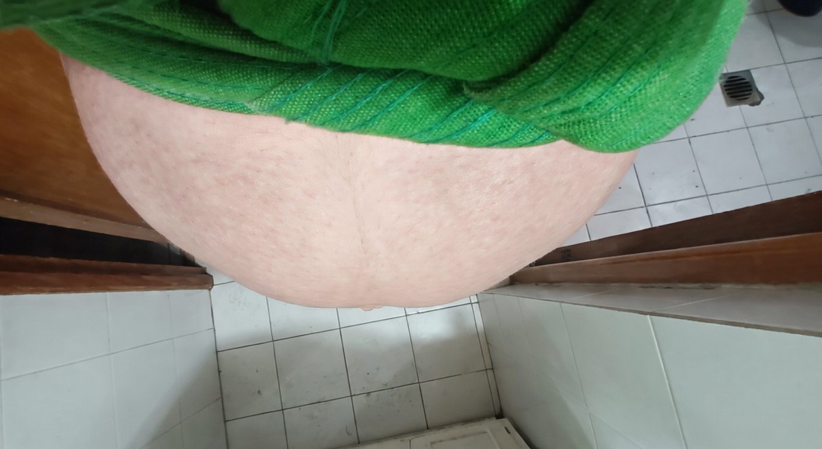 LaddyBalloon tweet media