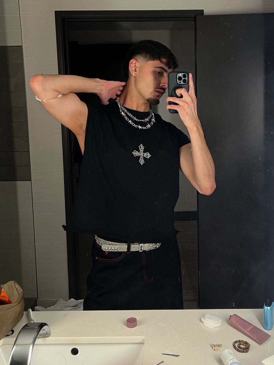 𝖘𝖙𝖆𝖗𝖇𝖔𝖞 tweet media