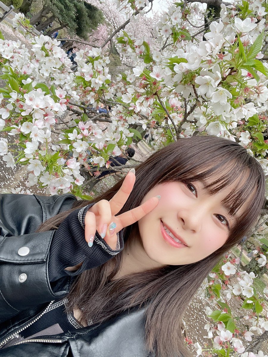 前田 佳織里 tweet media