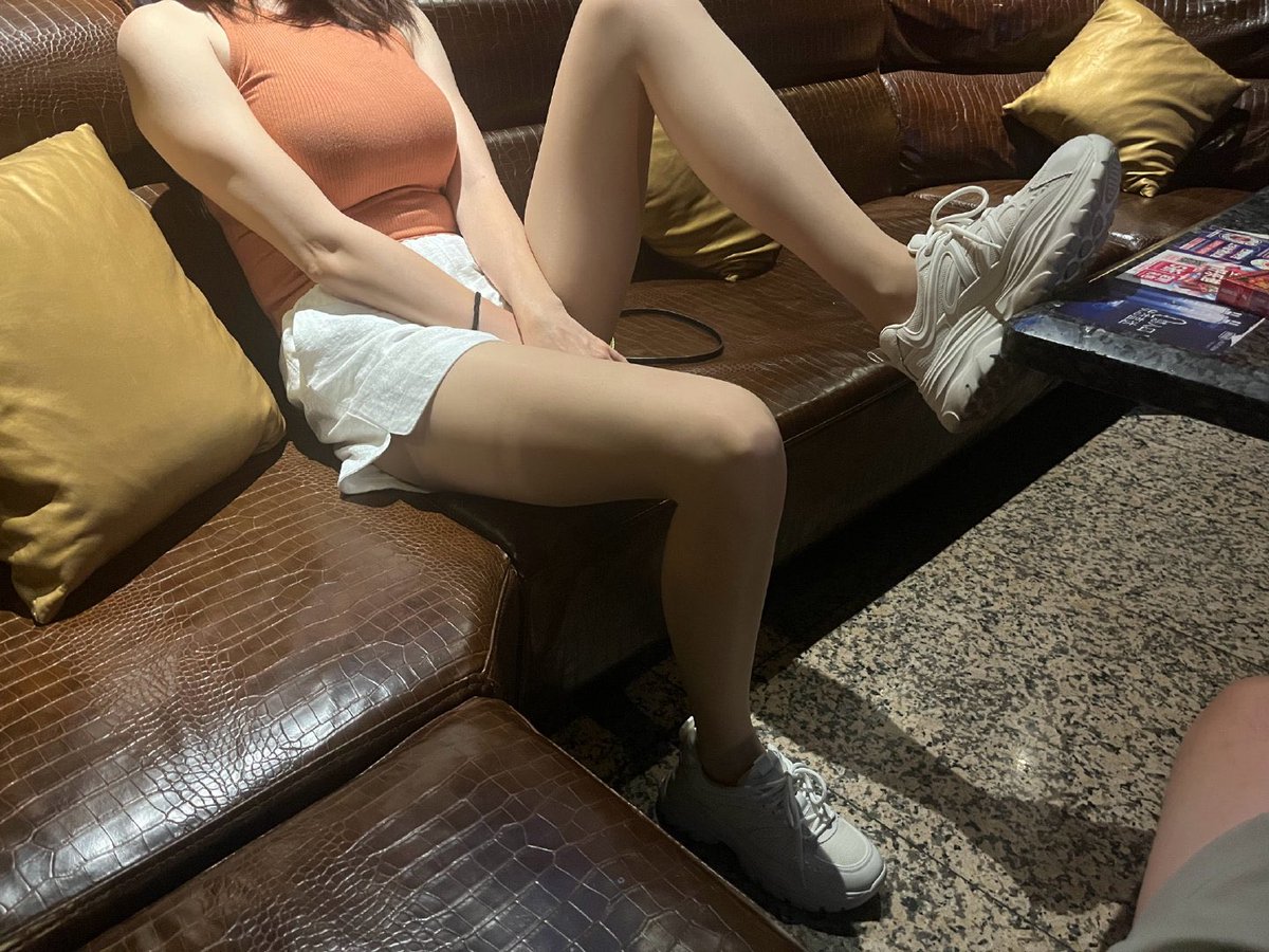 上海人妻最疯狂 tweet media