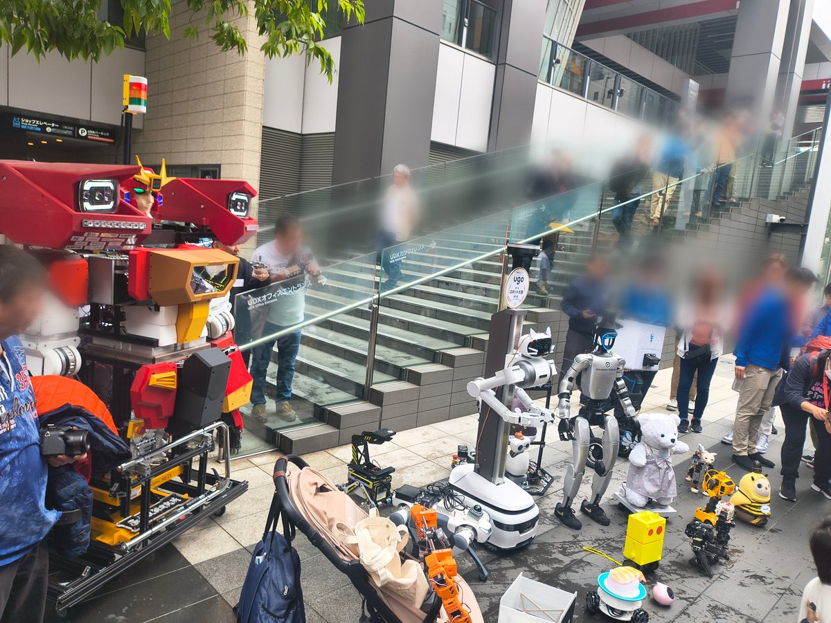 へりかる tweet media