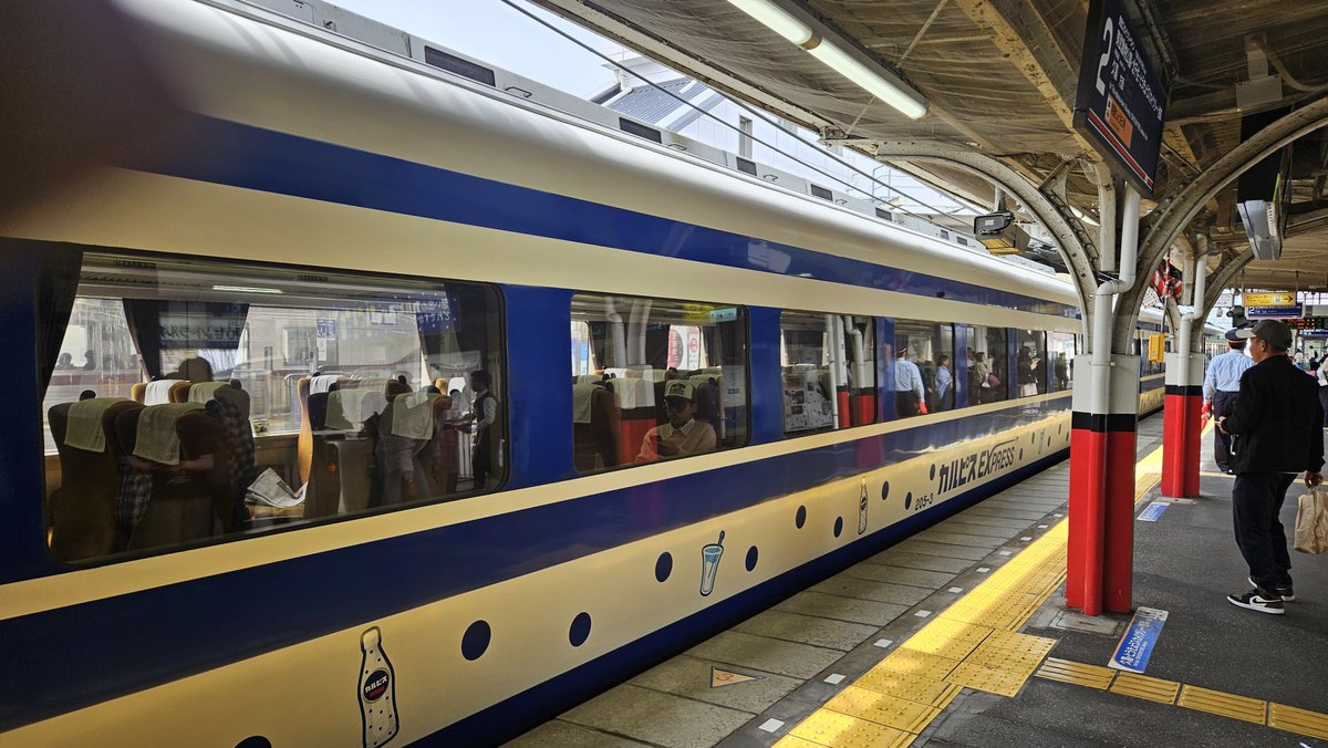 ぽみそ汁@絵師🎨 tweet media