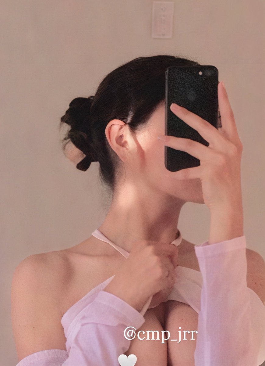 ᴘᴇʀʟᴀ🤍 tweet media