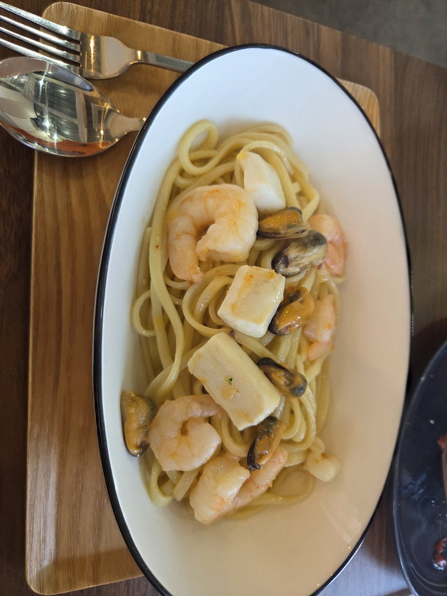 LOVOTのアドラブル tweet media