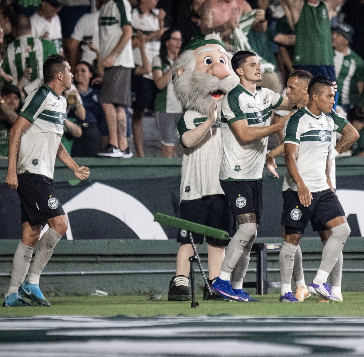 COXAnautas, com o Coritiba tweet media